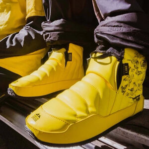 Line Skis Bootie 1.0 Traveling Circus Limited Edition Intuition Snow Booties S